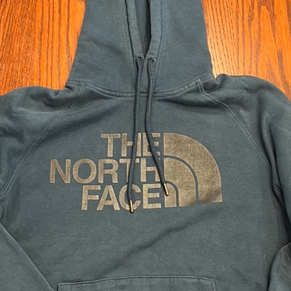 North Face Hoodie - Picture 3 of 5